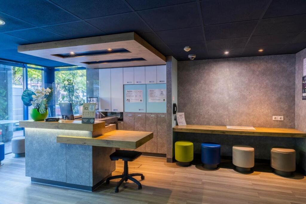 hotel image 9