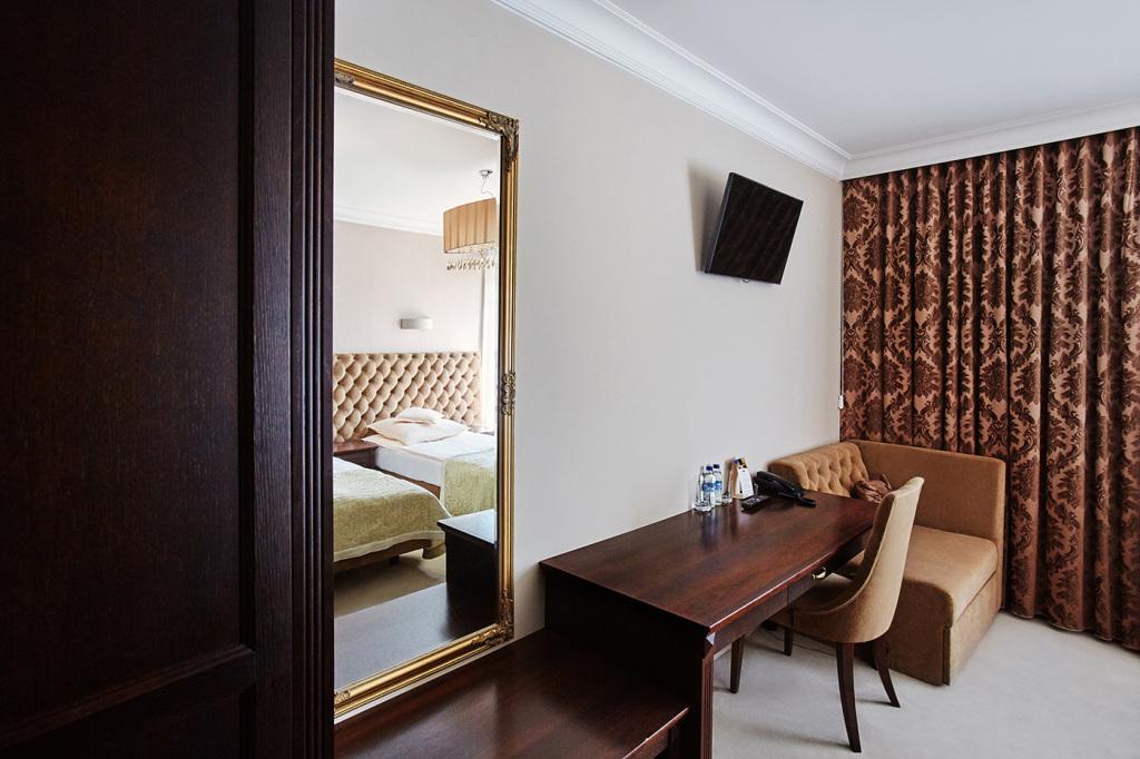 hotel image 16