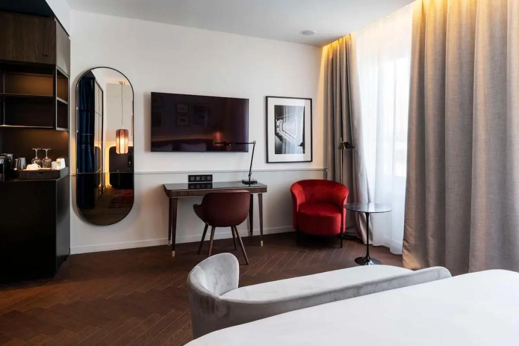 hotel