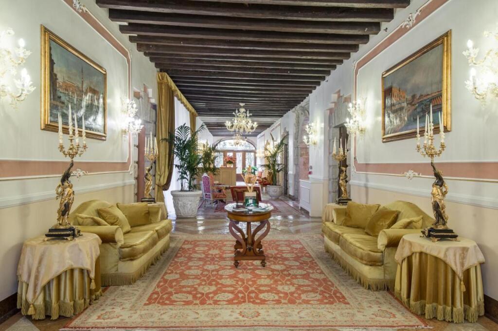 hotel image 8