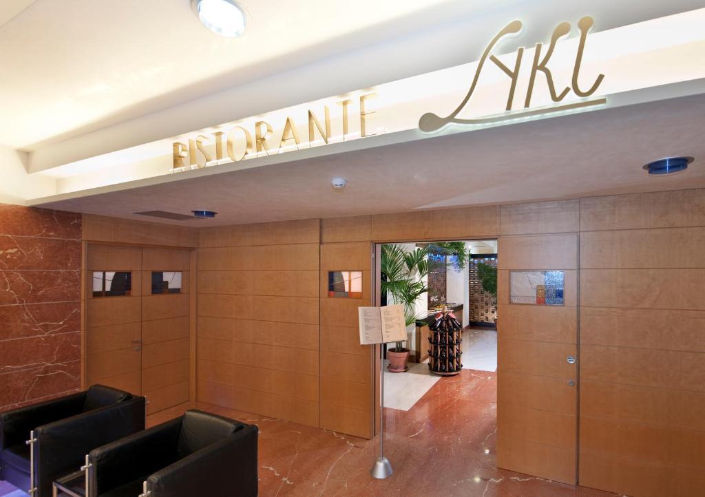 hotel image 7