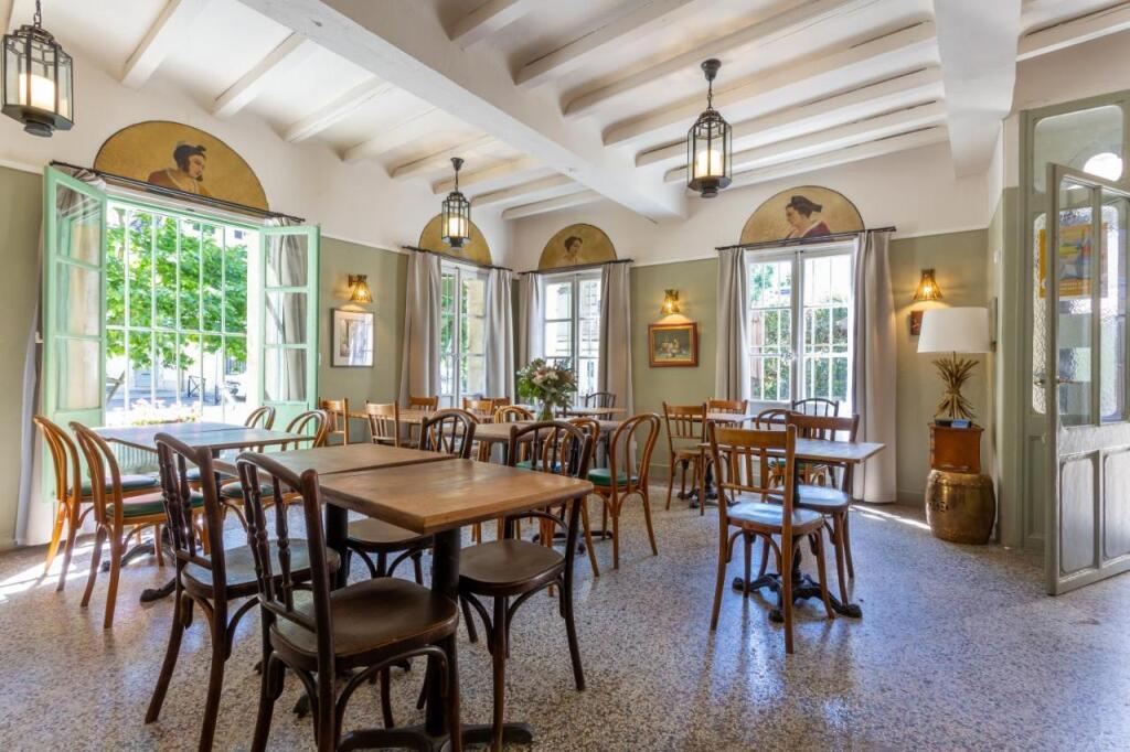 hotel image 11