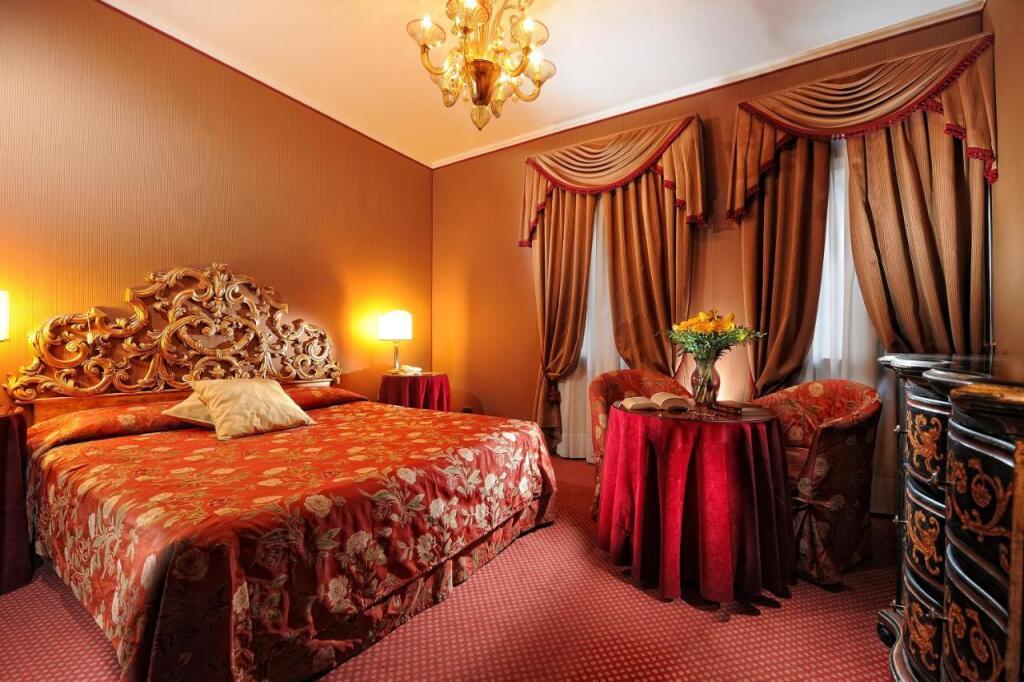 hotel image 13
