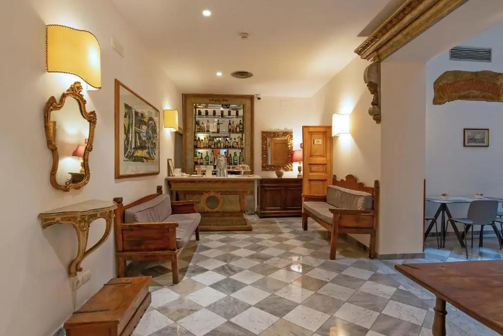 hotel image 12