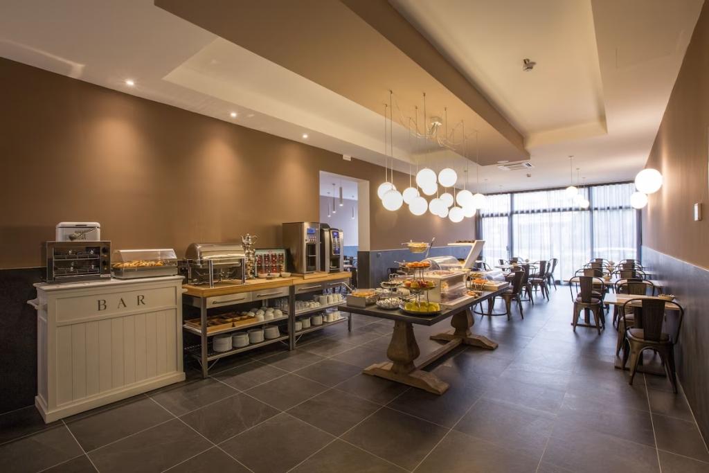 hotel image 12