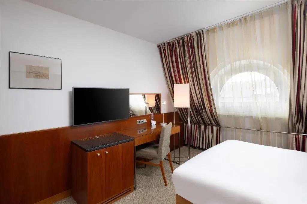 hotel image 16