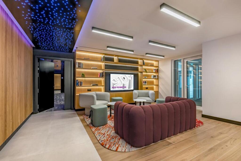 hotel image 13