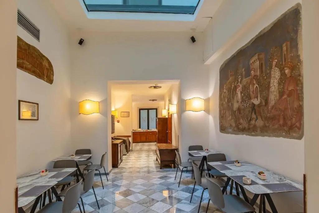 hotel image 10